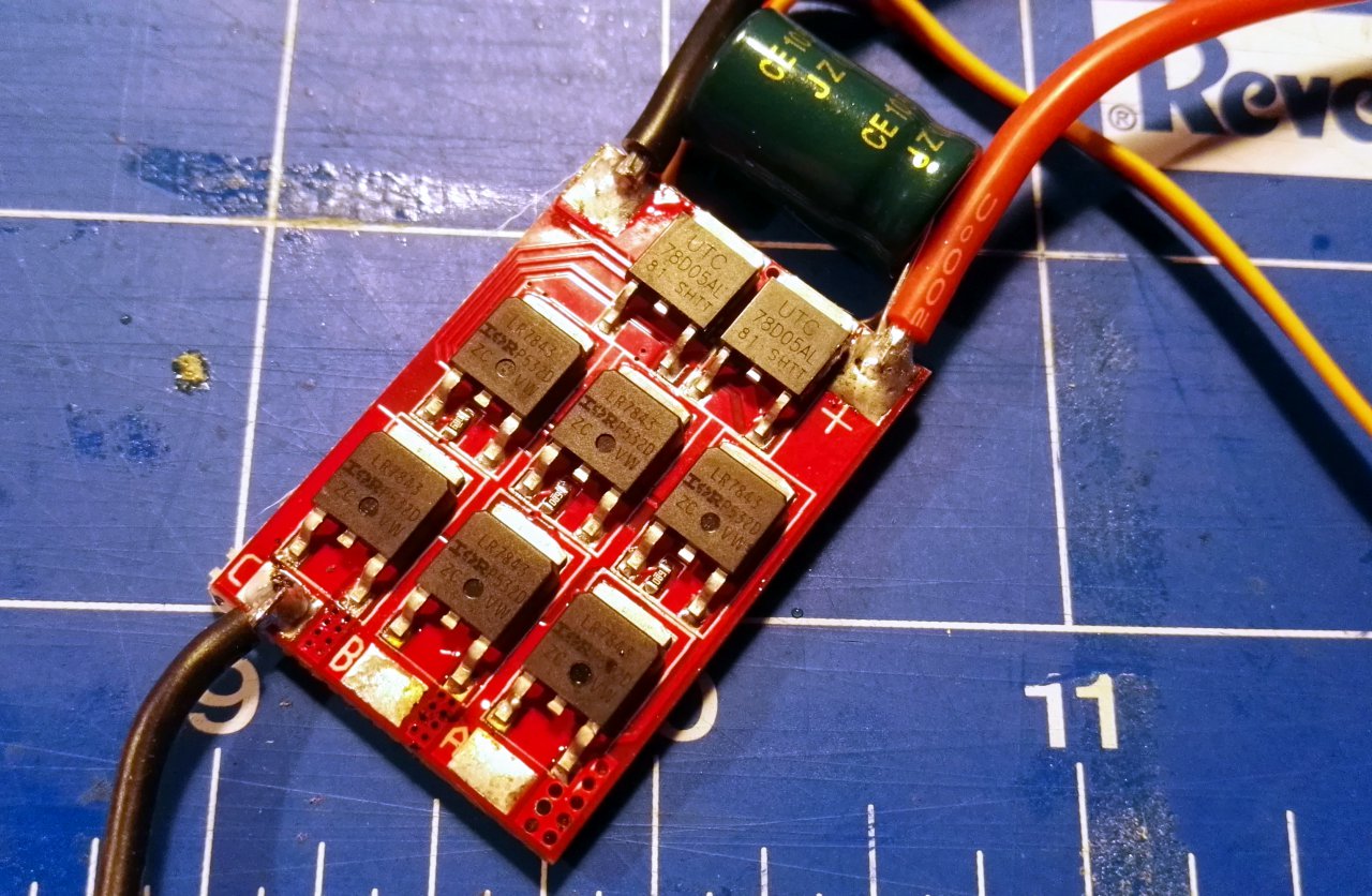 EMAX ESC SimonK 30A MOSFET