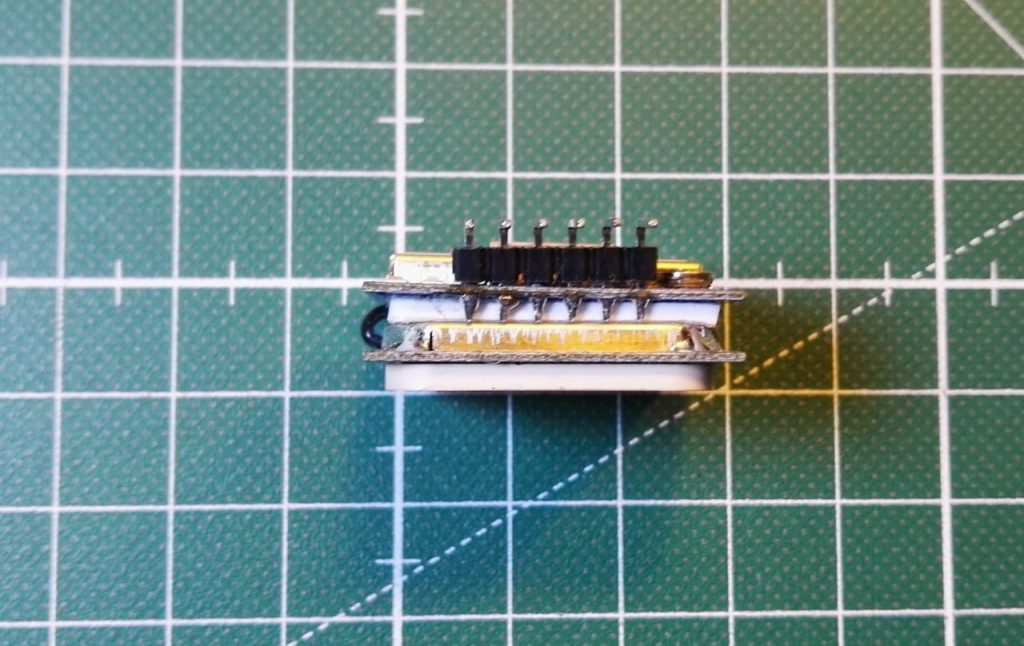 Beitian BN-880 from the side