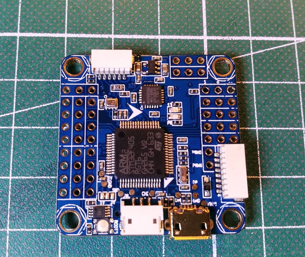 Omnibus F4 v4 flight controller
