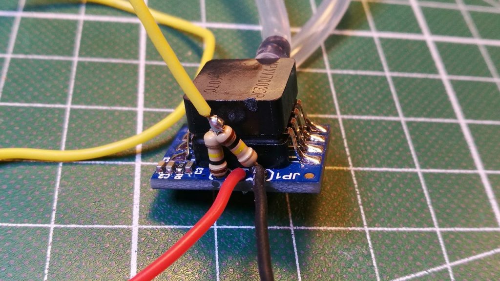 MPXV7002 APM pitot tube voltage divider